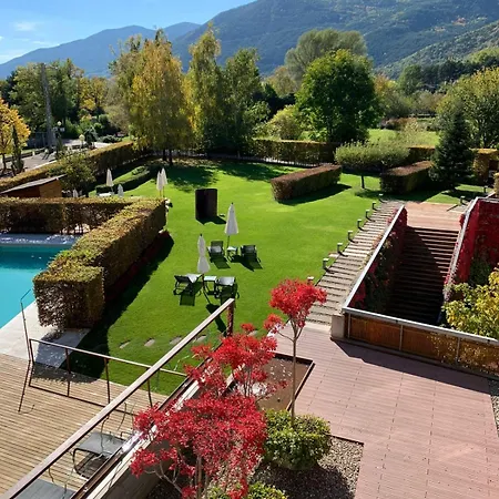 毕斯卡斯大地酒店 酒店