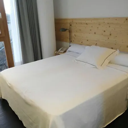 Tierra De Hotel Biescas (Aragon)