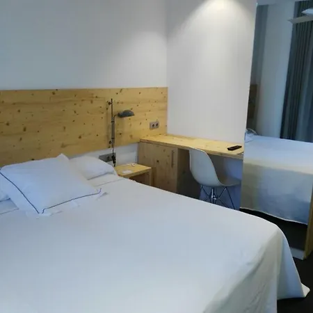 Tierra De Hotel