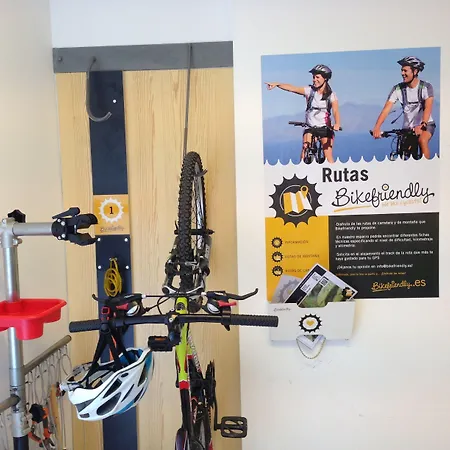 毕斯卡斯大地酒店 4* 毕斯卡斯