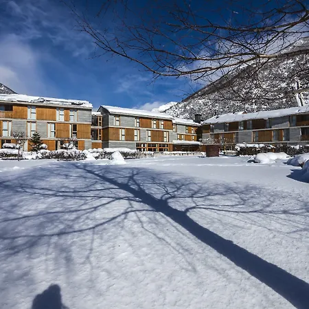 毕斯卡斯大地酒店 4* 毕斯卡斯