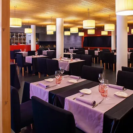 毕斯卡斯大地酒店