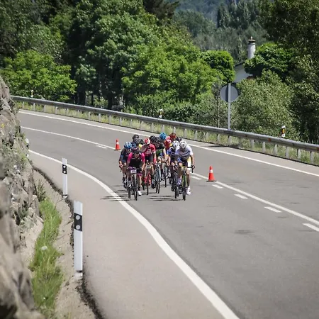 毕斯卡斯大地酒店 4* 毕斯卡斯